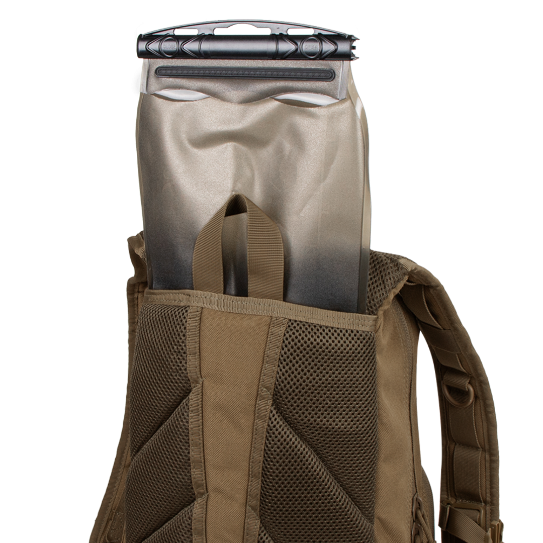 Fuel Hydration Backpack 18L - Coyote Brown