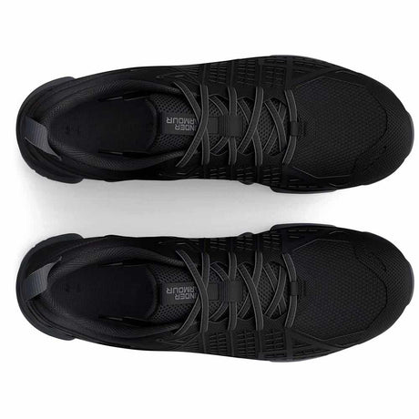 Under Armour Strikefast Low Athletic Shoe
