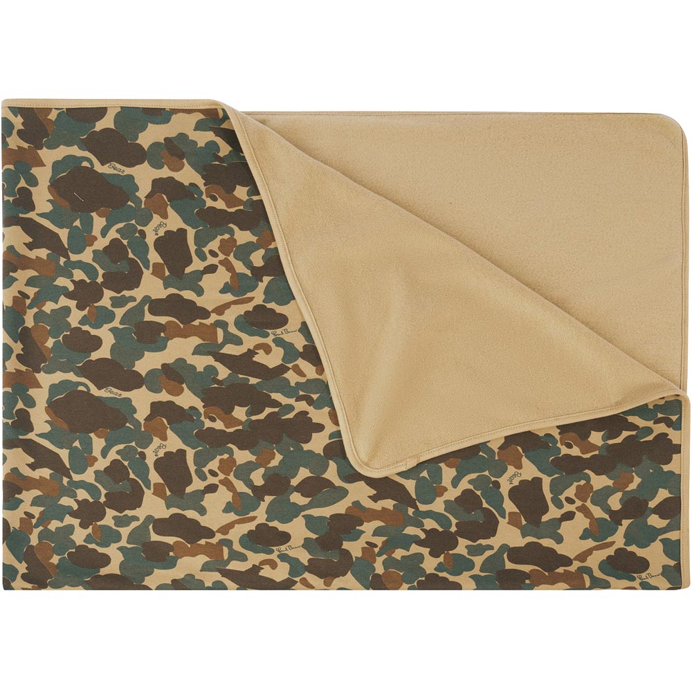 Rothco X Bear Archery Fred Bear Camo Fleece Throw Blanket