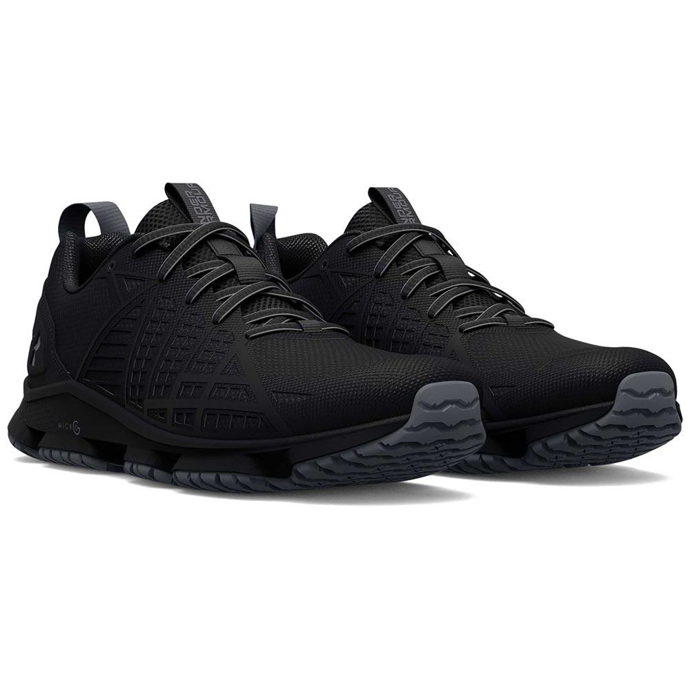 Under Armour Strikefast Low Athletic Shoe