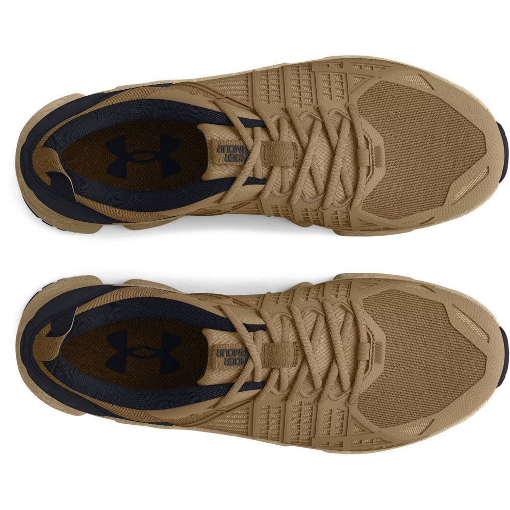 UA Men's Strikefast Low Athletic Shoe